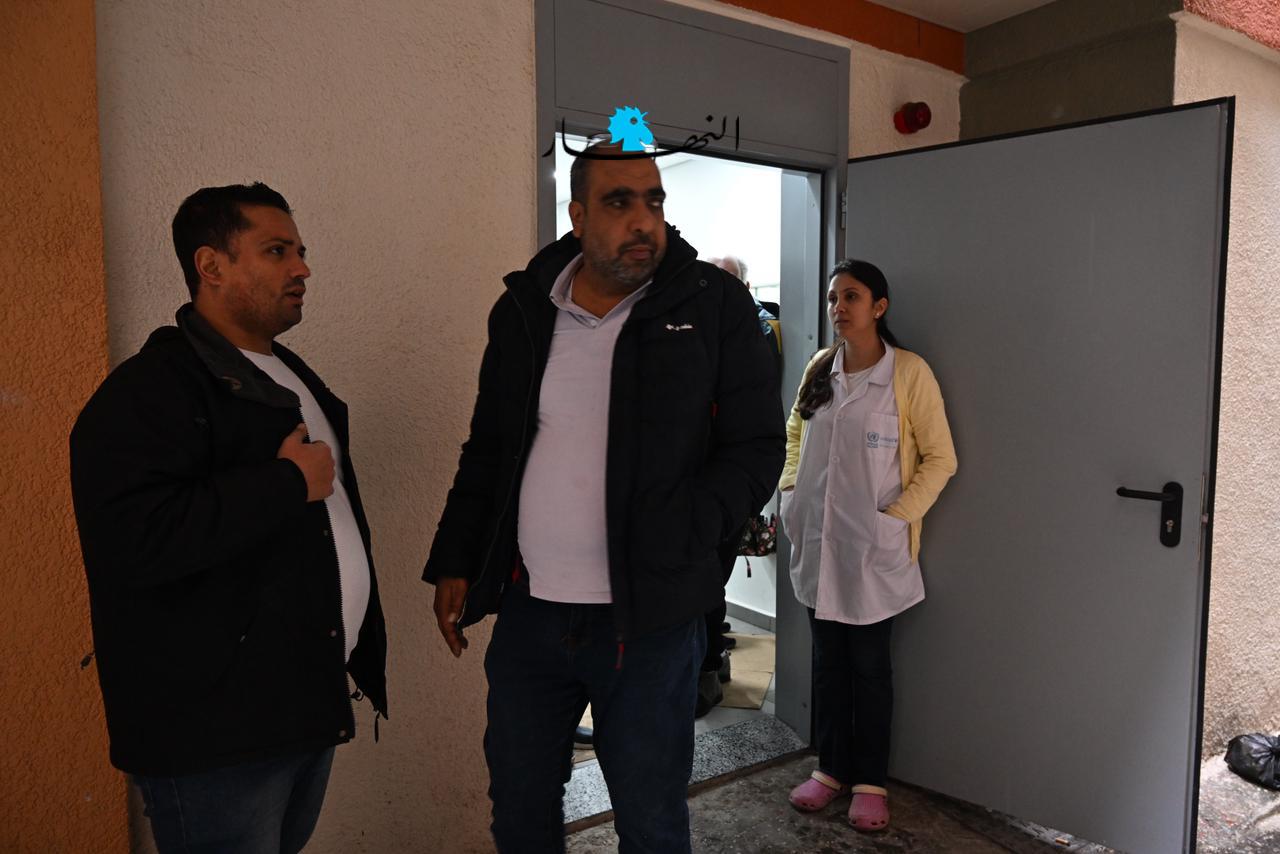 بالصور- اعتصام أمام مبنى الأونروا في برج البراجنة